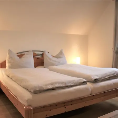 Vakantiehuis Robby1 *