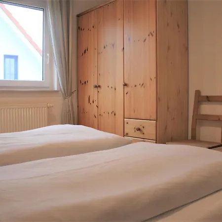 Vakantiehuis Robby1 *